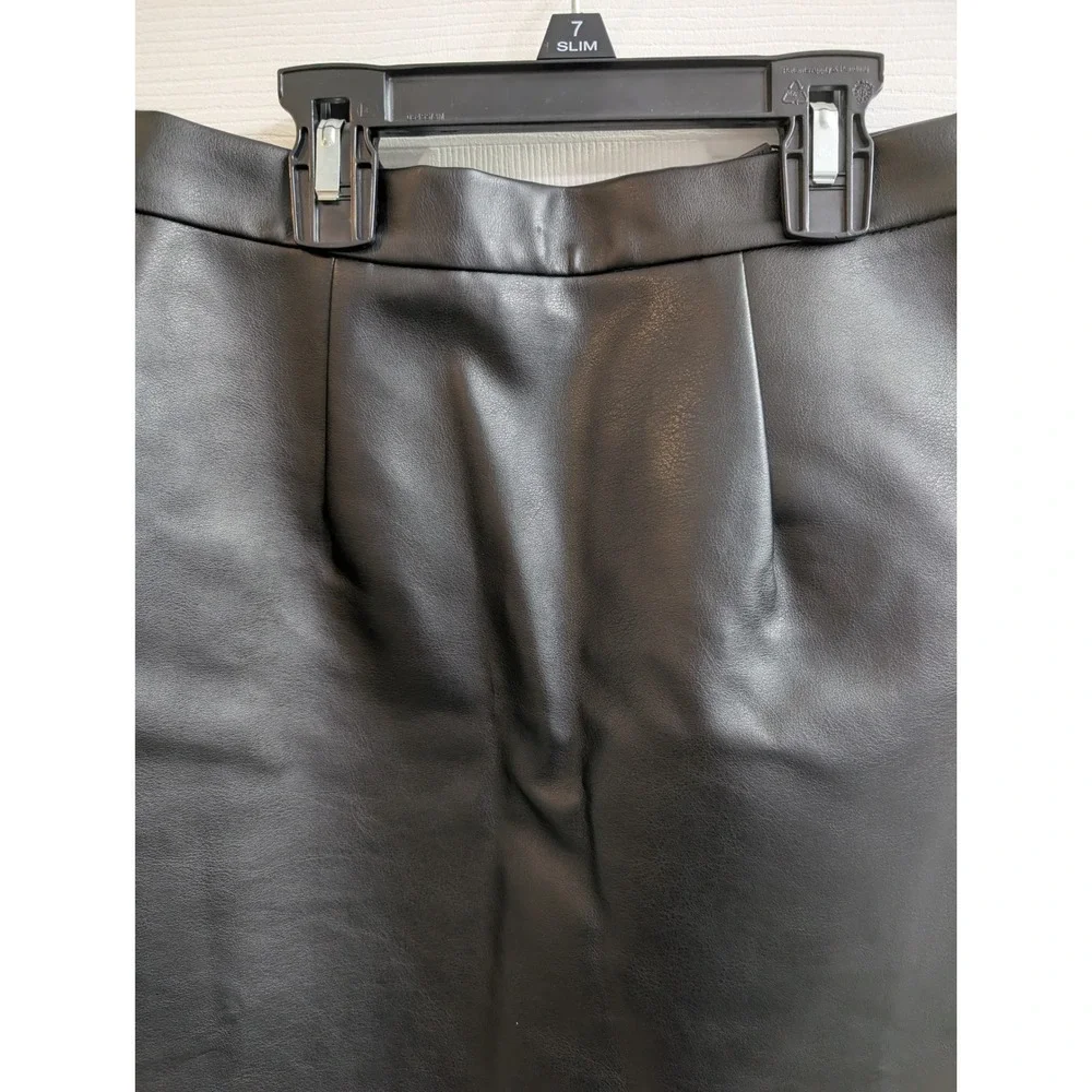 Hello Molly Black Faux Leather A Line Mini Skirt‎ - Size XS